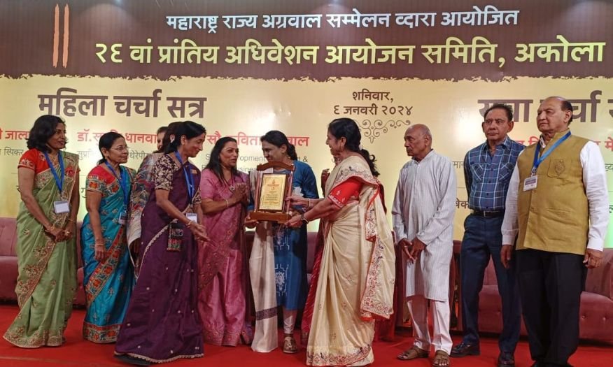 Surabhi-Dhanwala-Image