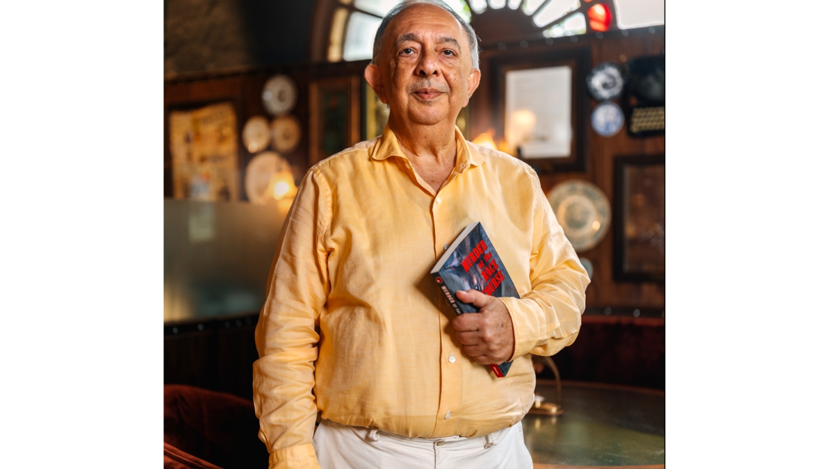 Acclaimed-author-Berjis-Desai-image-