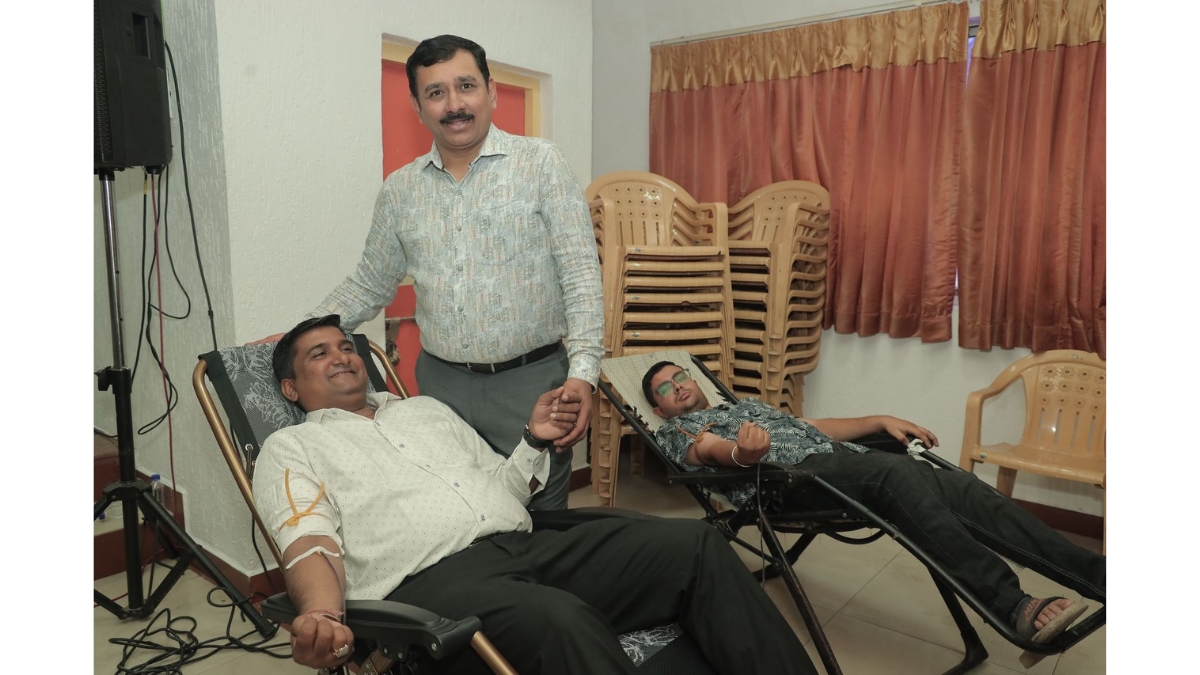 A-Birthday-of-Purpose-Nirav-Shah-Inspires-350-Blood-Donations-in-Surat
